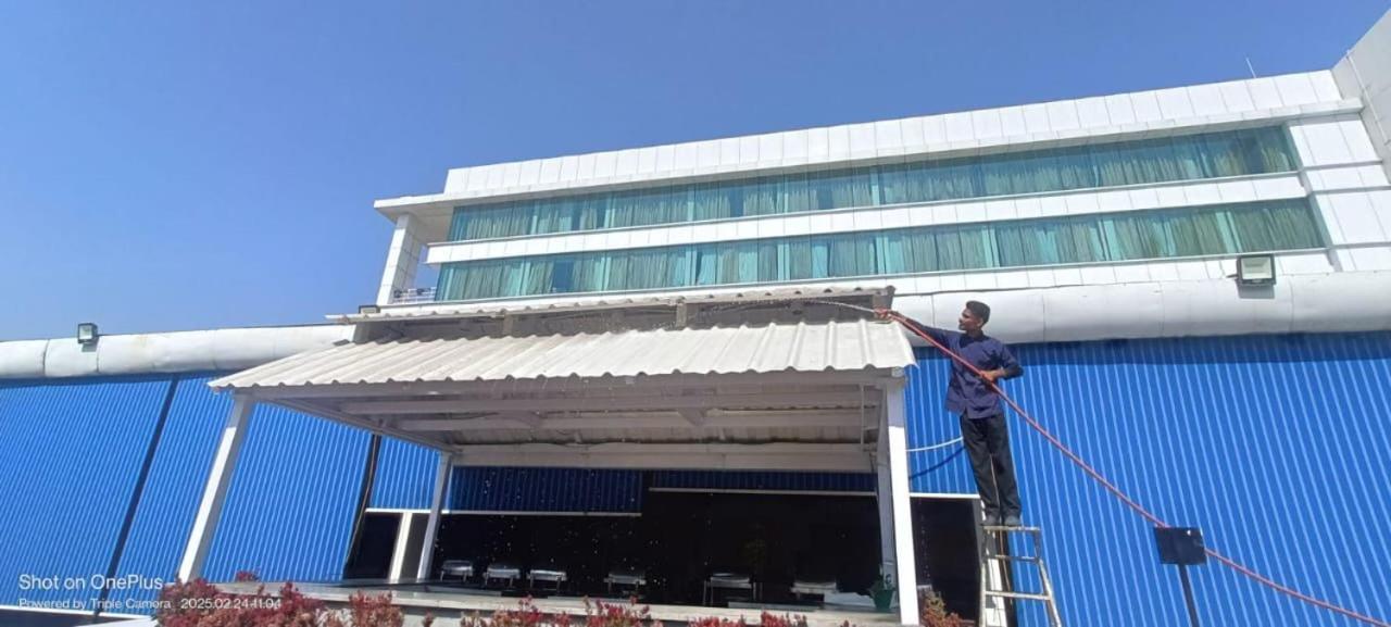 Hotel Amer Green'S Bhopal Dış mekan fotoğraf