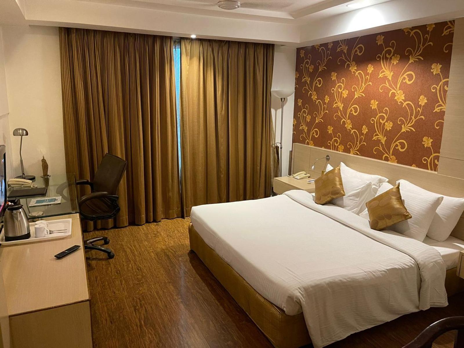 Hotel Amer Green'S Bhopal Dış mekan fotoğraf