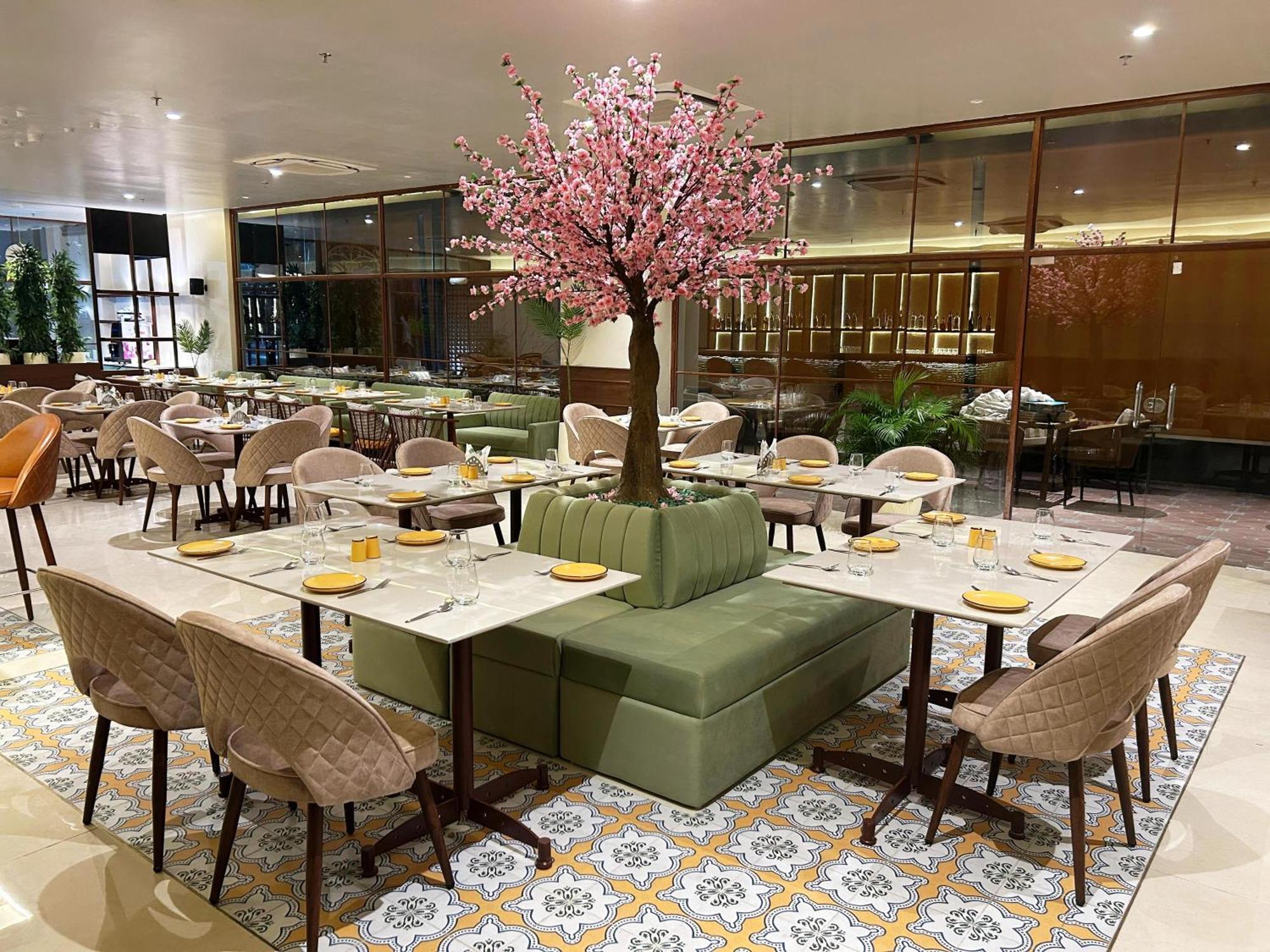 Hotel Amer Green'S Bhopal Dış mekan fotoğraf